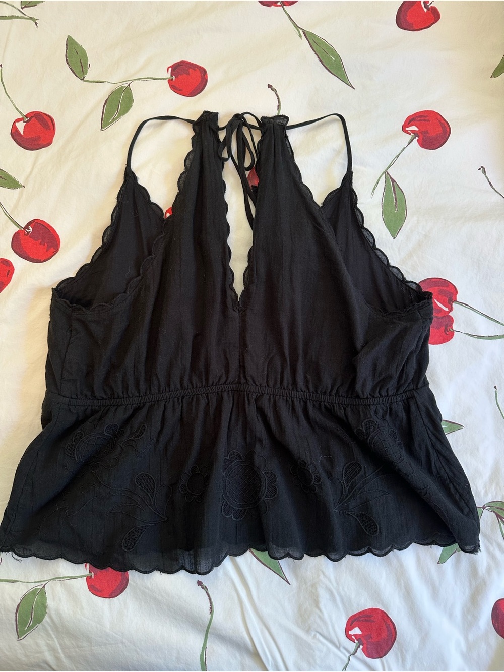 AE V-Neck Embroidered Halter Top - Picture 3 of 6
